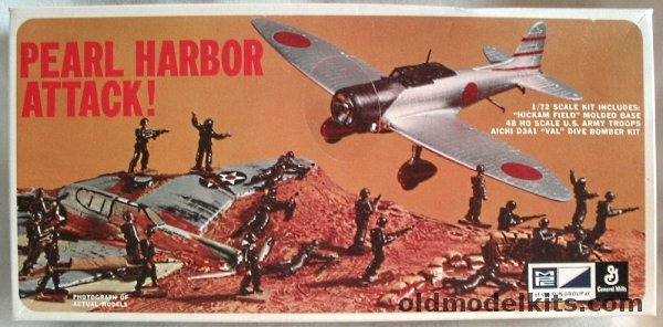 MPC 1/72 Pearl Harbor Attack Diorama - Val / Hickam Field / 48 Figures, 2-1208-200 plastic model kit